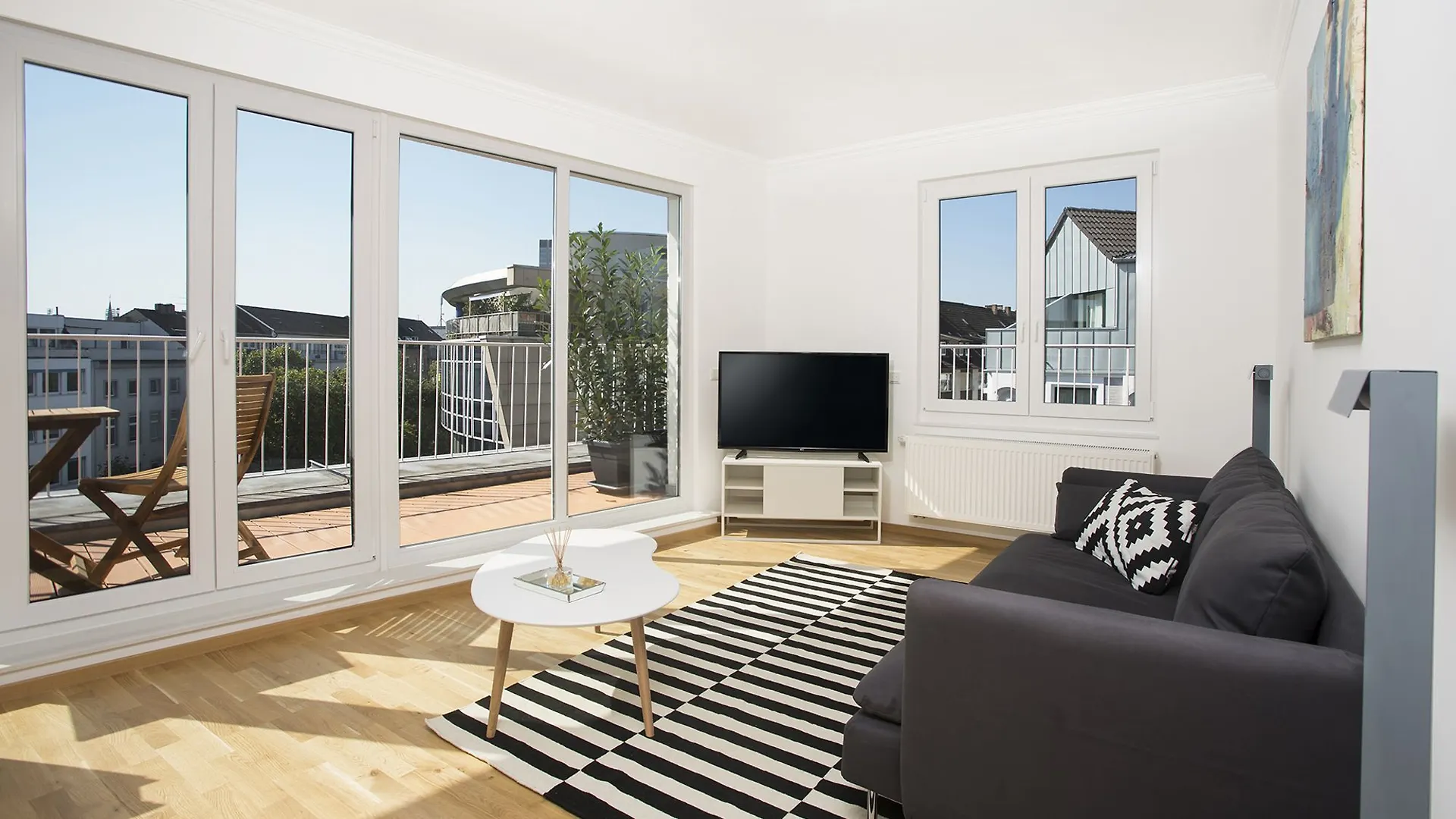 Victoria Apartments